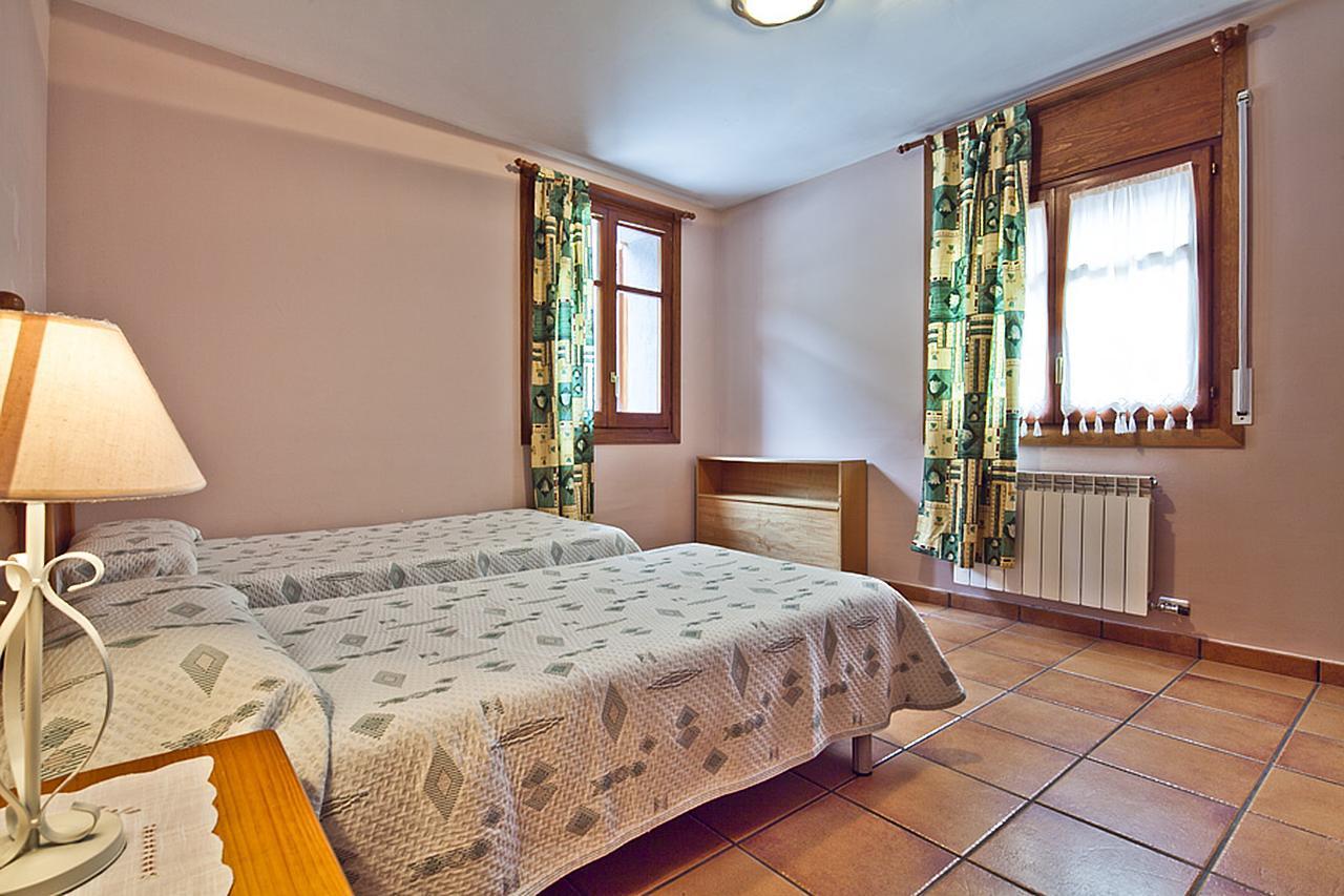 Apartamentos Salardu III Екстериор снимка